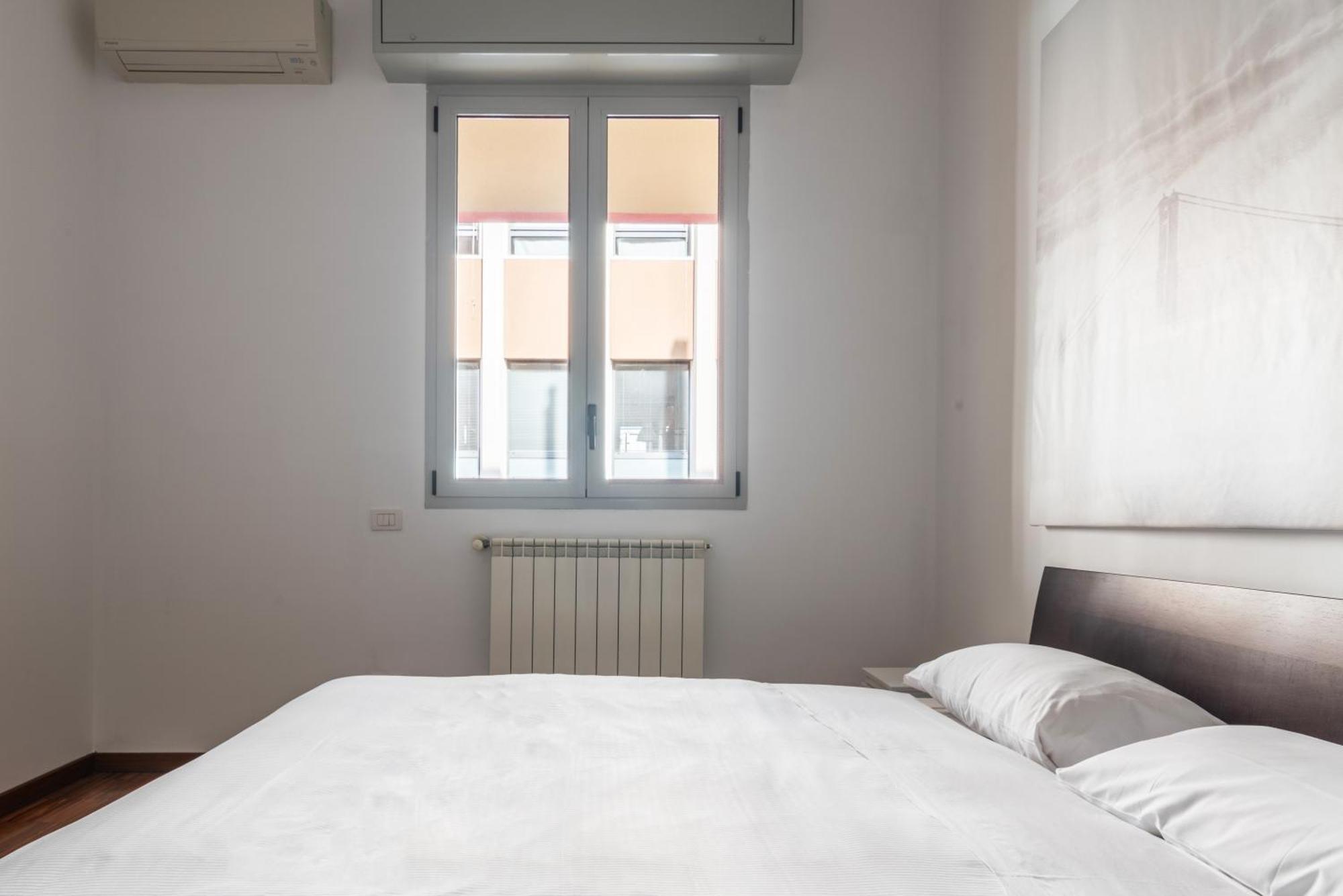 Appartement Modernita A Milano: Bilocale Con Balcone
