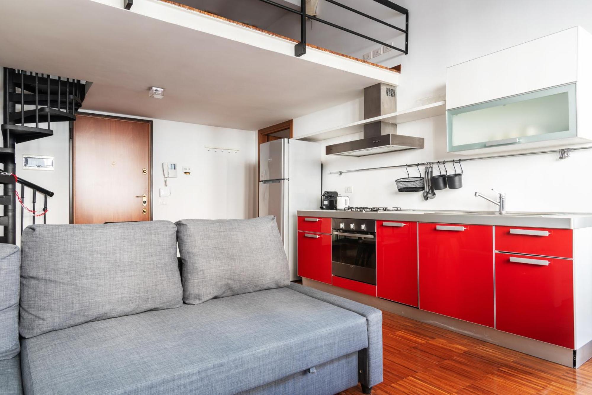 Appartement Modernita A Milano: Bilocale Con Balcone